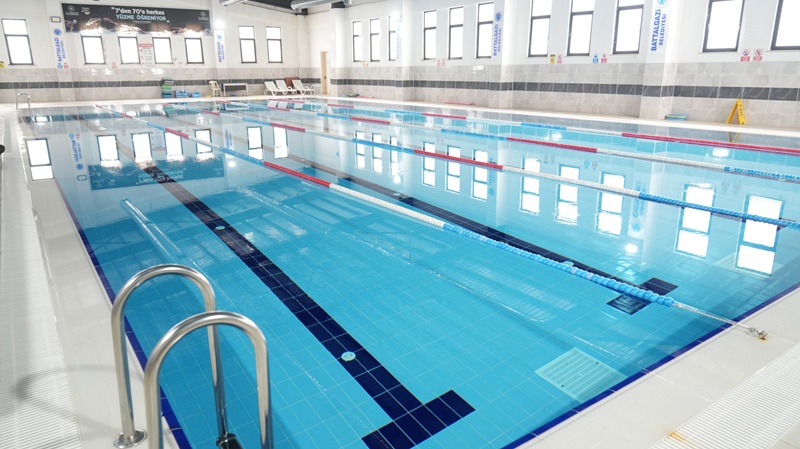 Göztepe Hatice Akbaş Yarı Olimpik Yüzme Havuzunda Yeni Dönem Eğitimleri