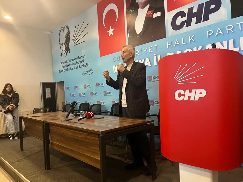 Cumartesi Söyleşilerinin Konuğu Başkan Cömertoğlu