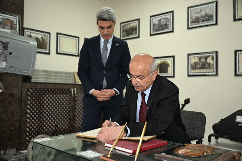Büyükşehir'den Eğitime Önemli Destek