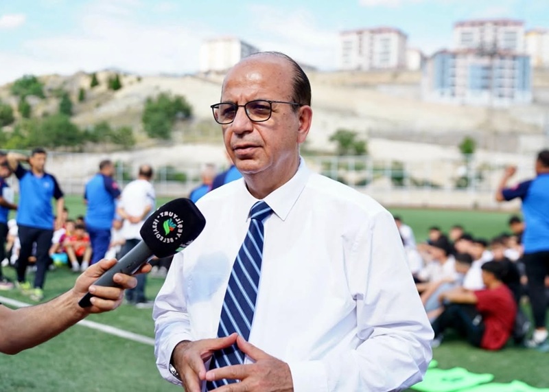 Başkan Geçit, Yeşilyurtspor’un Alt Yapı Seçmelerini Takip Etti