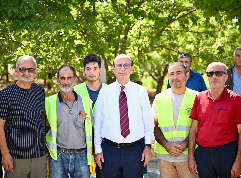 Başkan Geçit, 