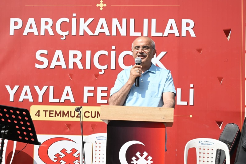 Parçikanlılar Sarıçiçek Festivalinde Drejanlılar Yamadağı Şenliklerinde Buluştu