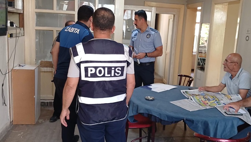 Battalgazi’de Kumar Oynatılan İş Yerlerine Mühürleme İşlemi