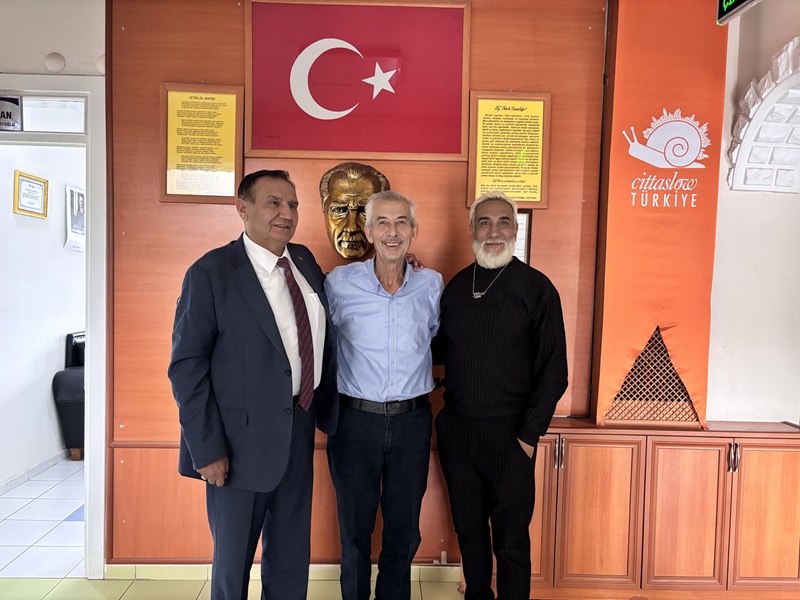 Tarık Mengüç ve İş İnsani Mehmet Ünal’dan Başkan Cömertoğlu’na Ziyaret