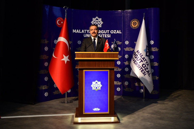 Malatya Turgut Özal Üniversitesi Tıp Fakültesi’nde Beyaz Önlük Heyecanı