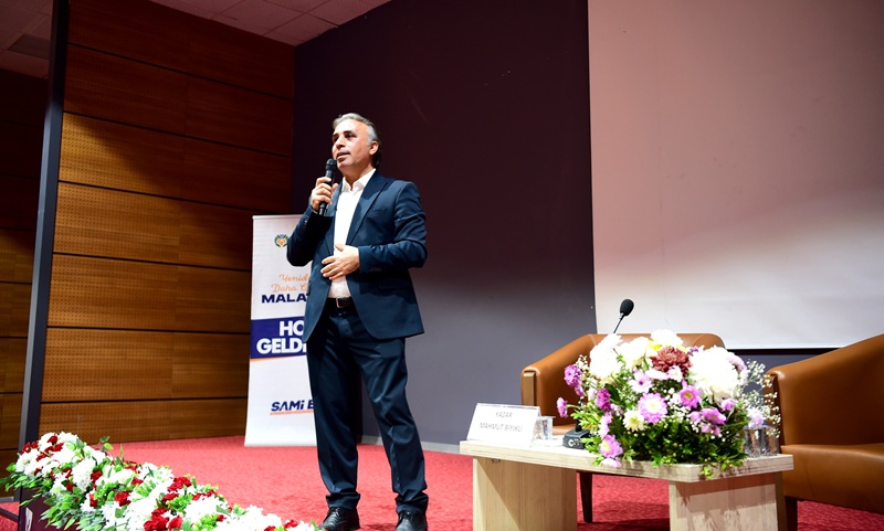 Yazarların Ortak Görüşü: “Malatya’da Okuma Kültürü Güçlü”